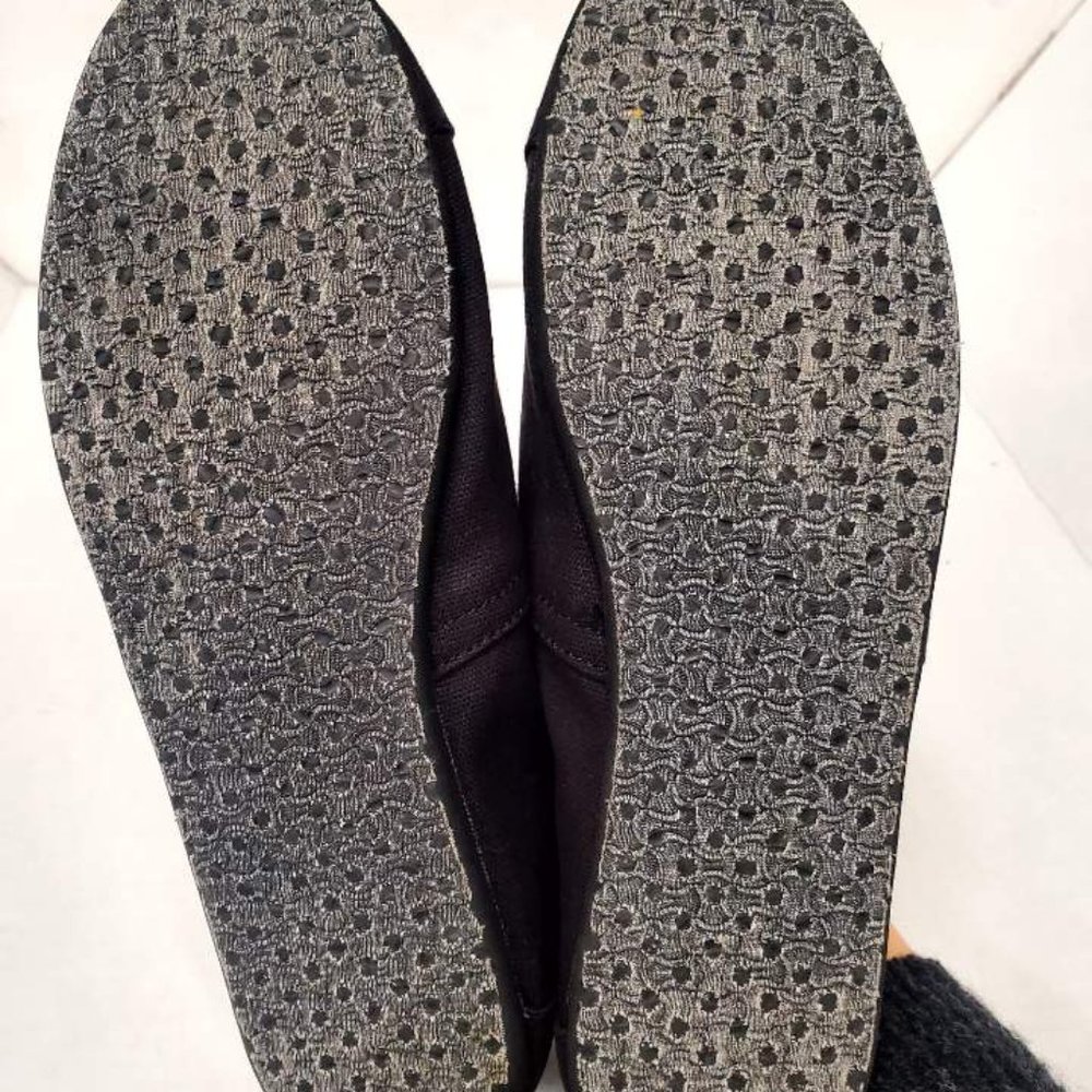 Toms men's Classic Canvas Shoes, Black, Size 9.5 - Picture 5 of 5